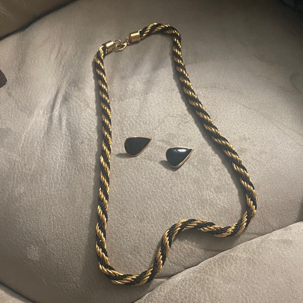 Gold and Black Twisted Rope Necklace Set